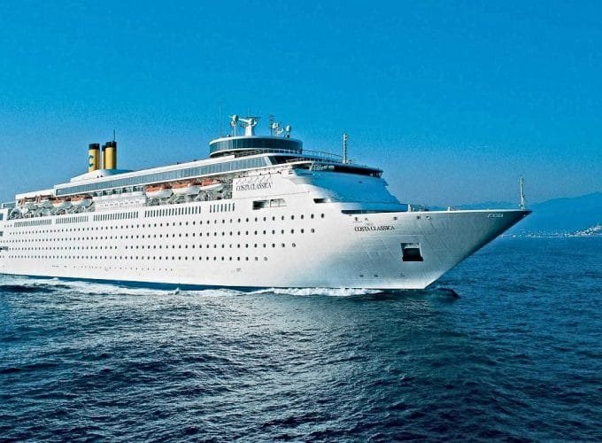 Maldives Luxury Cruise