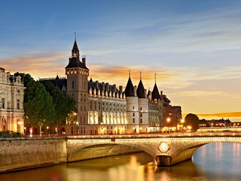 Best of Paris and Switzerland