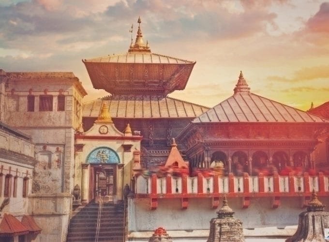 Freely walk Monkey. Votive Temples and shrines in a row at Pashupatinath Temple, Kathmandu_Spiritual Nepal