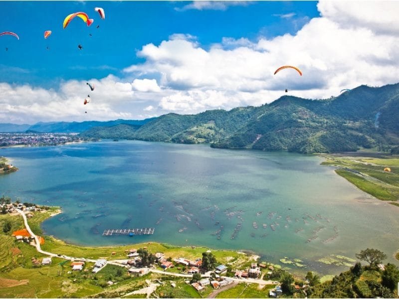 Kathmandu Pokhara Tour with Paragliding_Paraglider Flying over the Phewa Lake, Pokhara