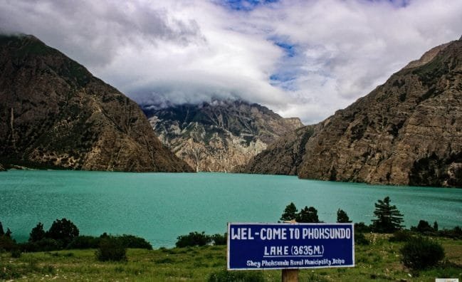 Phoksundo Lake, an Alpine Fresh Water Oligotrophic Lake lies in Nepal's Shey Phoksundo National Park_Shey Phoksundo Lake Trek.