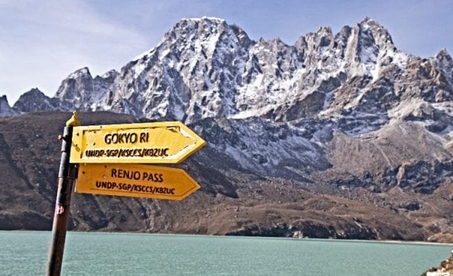 Scenic view of Himalaya Range at Gokyo-Ri Peak near Gokyo Lake during Everest Base Camp Trek in nepal_Trek to Gokyo Ri._Trek to Gokyo Ri.