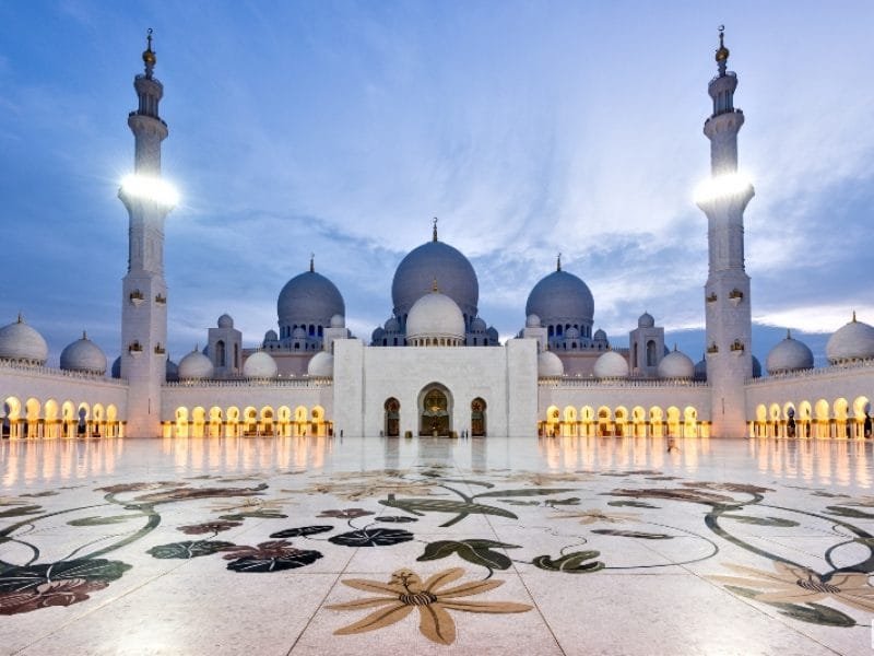 Sheikh Zayed Grand Mosque at Dusk, Abu-Dhabi, UAE_Magic Dubai and Abu Dhabi