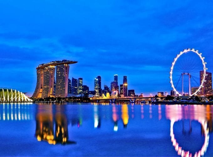 Singapore Skyline at Dusk_Singapore and Kuala Lumpur Ideal Tour
